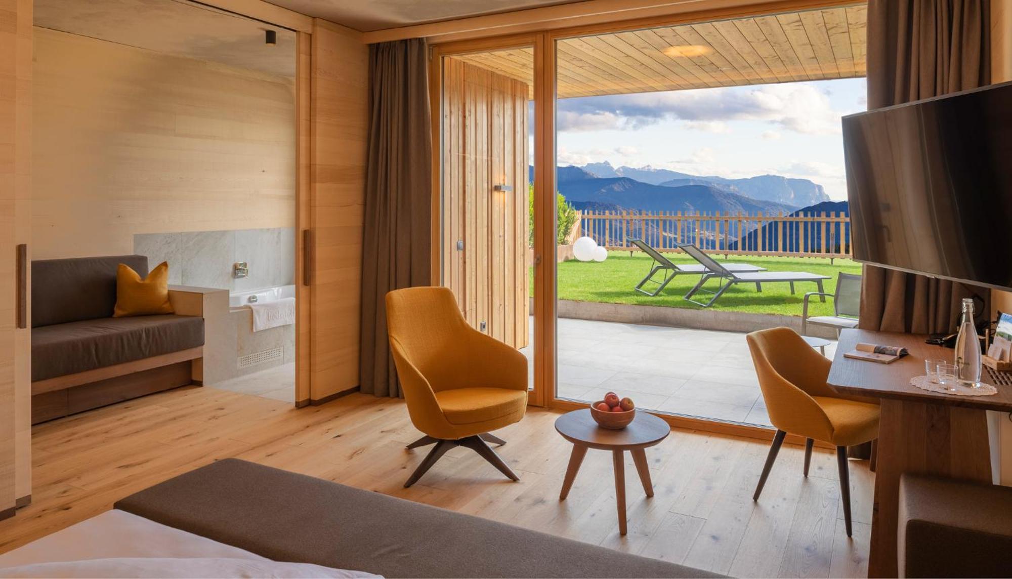 Tratterhof Mountain Sky Hotel 4*