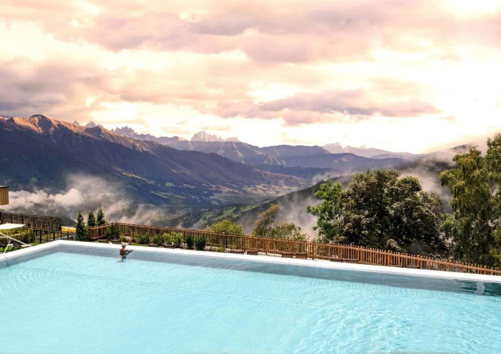 Hotel Tratterhof Mountain Sky